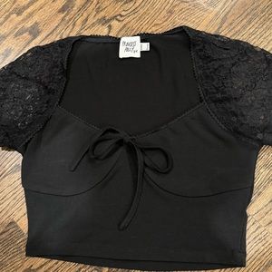Princess polly black crop size 4 - never worn!!